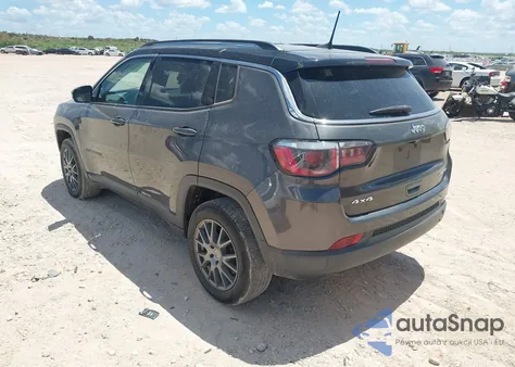 2018 Jeep Compass Limited 4X4 из США, поврежденный, VIN 3C4NJDCB1JT283133